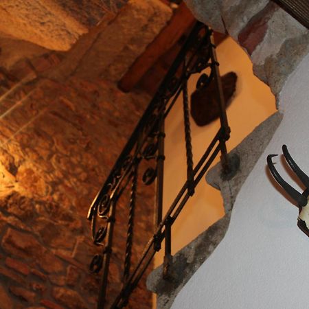 La Divina Dimora Il Castello Degli Spiriti Magni Apartment Montepescali ห้อง รูปภาพ