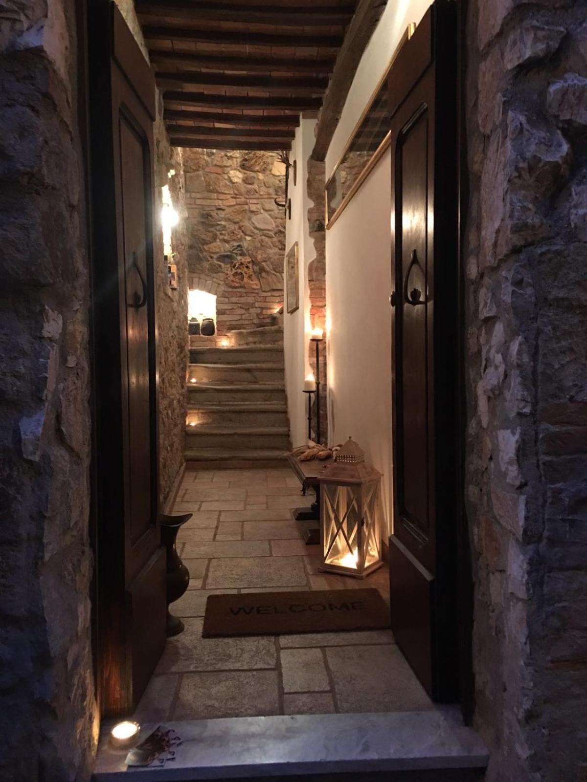 La Divina Dimora Il Castello Degli Spiriti Magni Apartment Montepescali ภายนอก รูปภาพ