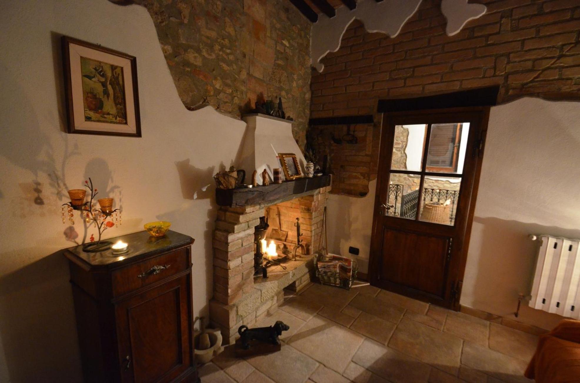 La Divina Dimora Il Castello Degli Spiriti Magni Apartment Montepescali ห้อง รูปภาพ