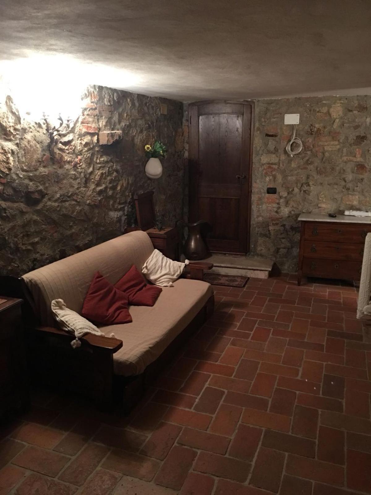 La Divina Dimora Il Castello Degli Spiriti Magni Apartment Montepescali ภายนอก รูปภาพ