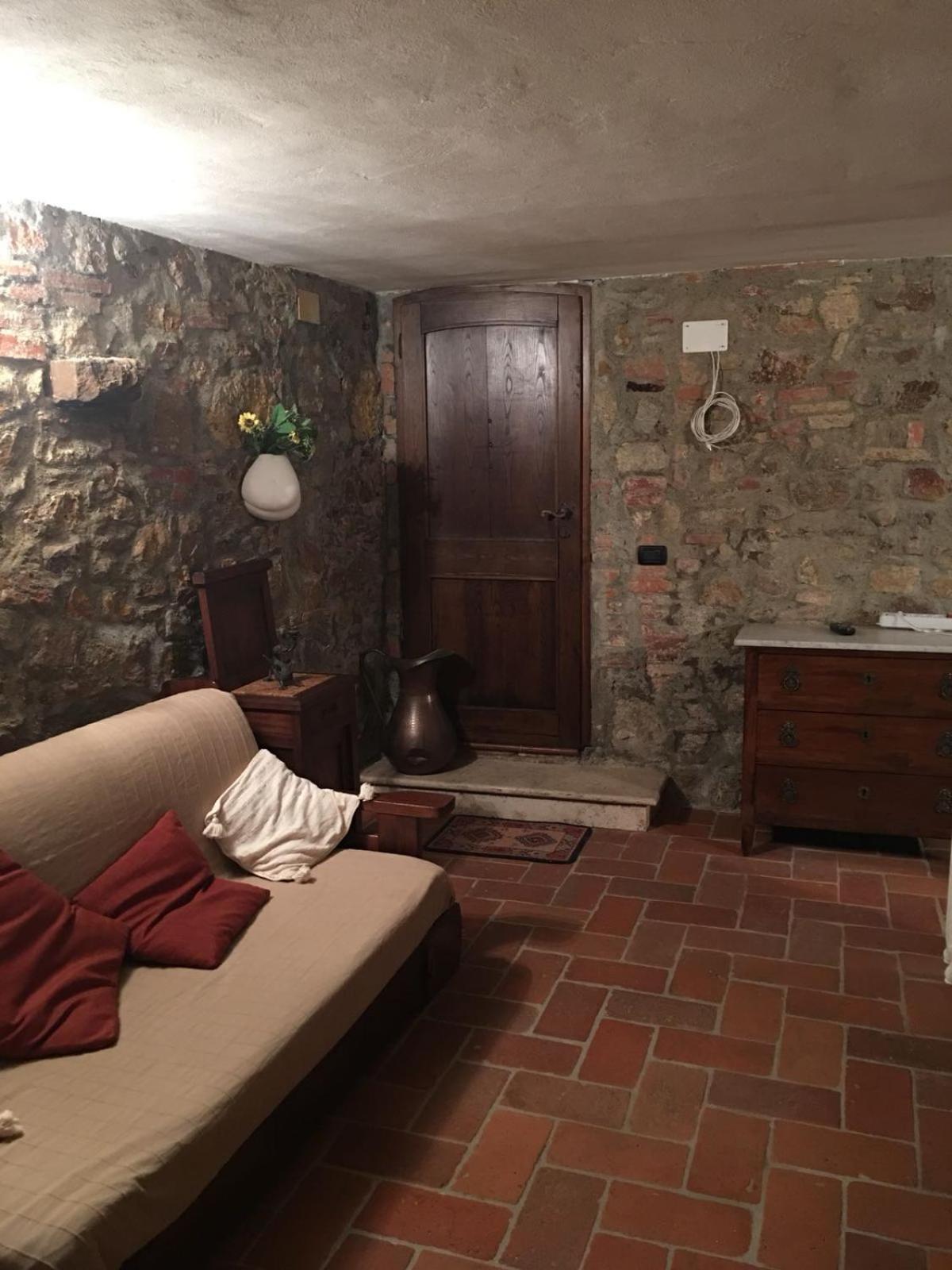 La Divina Dimora Il Castello Degli Spiriti Magni Apartment Montepescali ภายนอก รูปภาพ